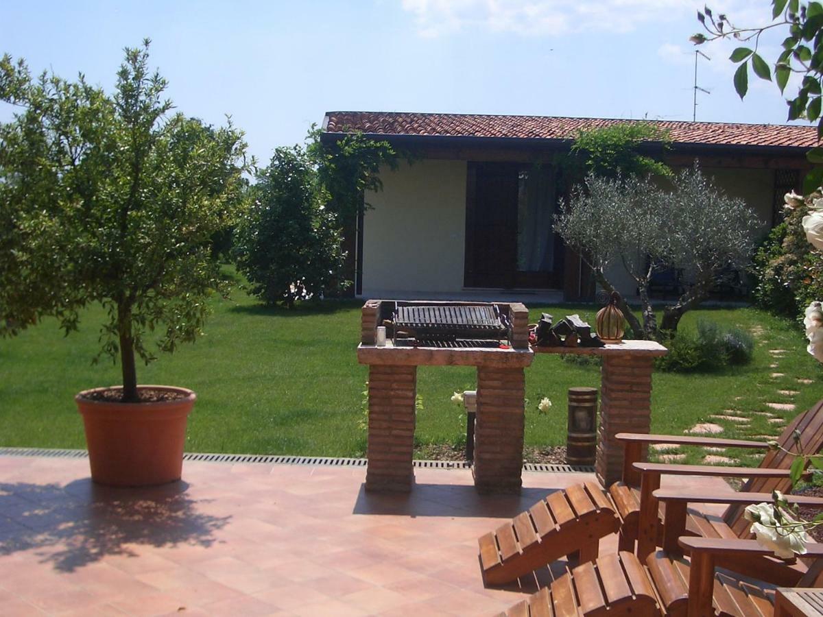 Two Elegant Depandance Villa Conscio Exterior foto